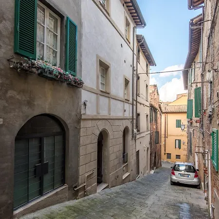 Il Campo Comfort With Balcony Apartment